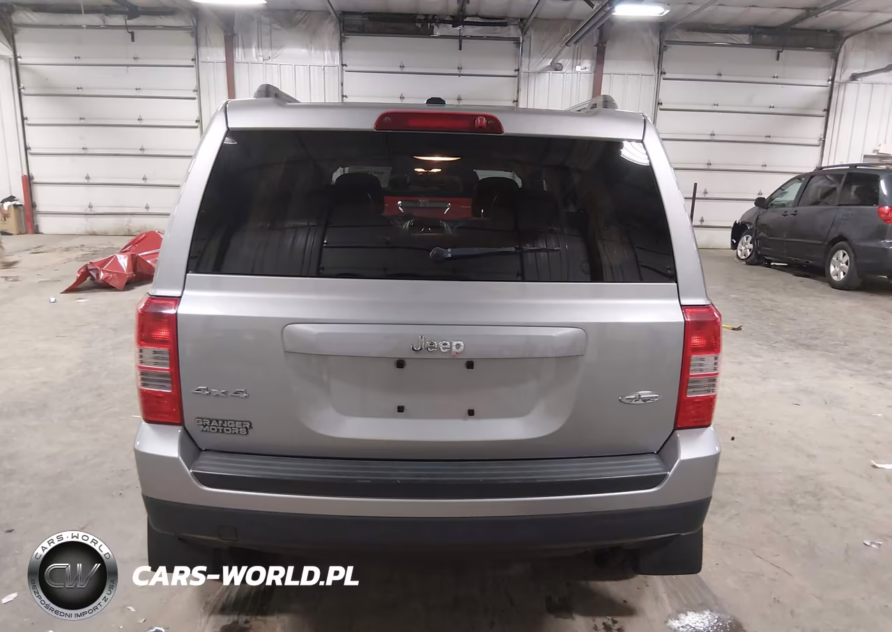 2015 Jeep Patriot High Altitude Edition VIN:1C4NJRFB3FD382669 - 17