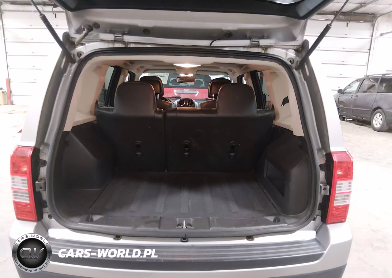 2015 Jeep Patriot High Altitude Edition VIN:1C4NJRFB3FD382669 - 18