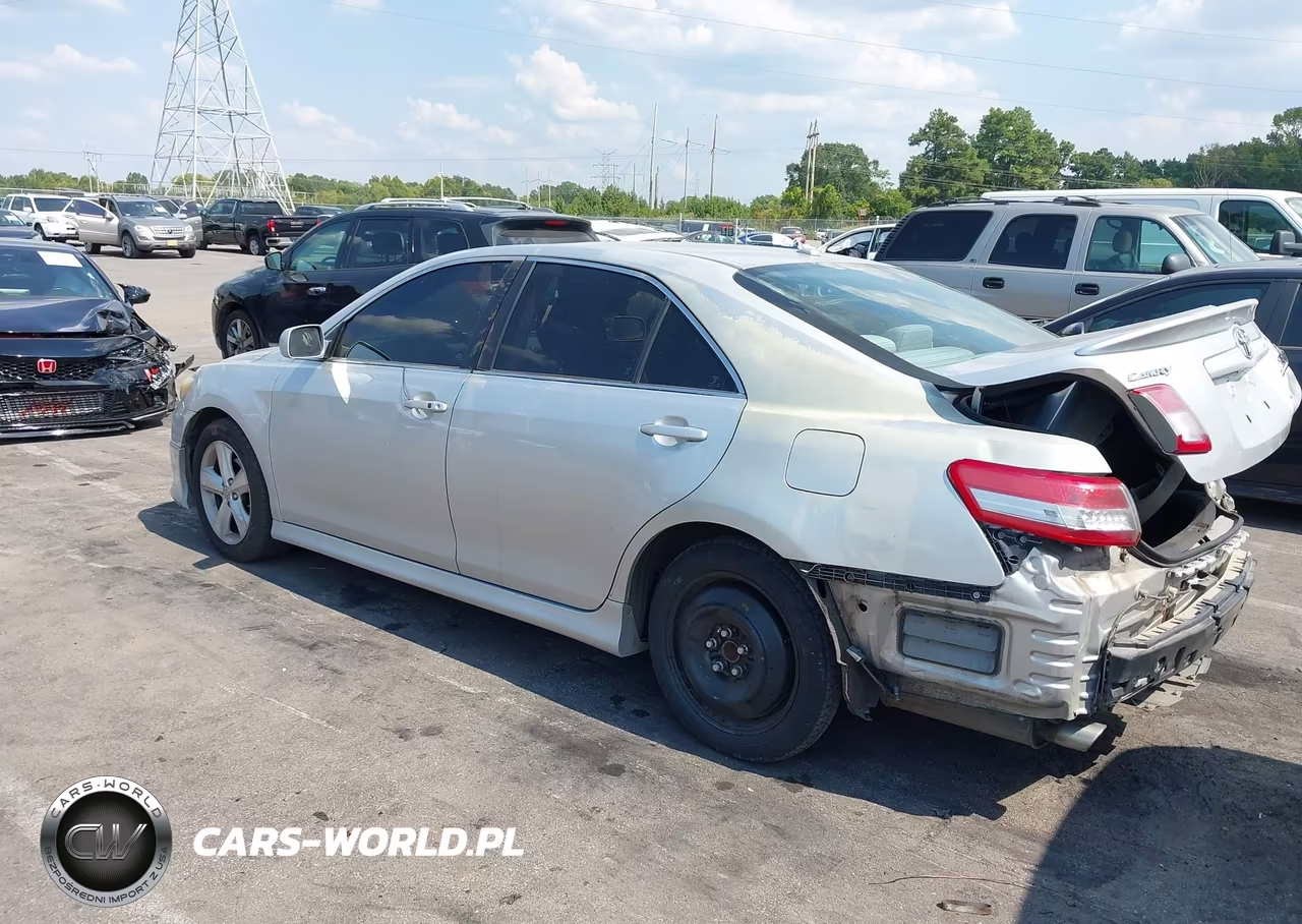 2010 Toyota Camry Se VIN:4T1BF3EK2AU027225 - 3