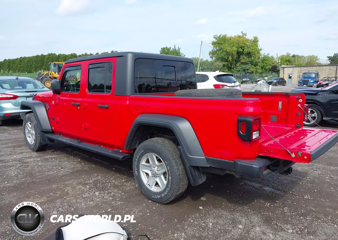 2020 Jeep Gladiator Sport S 4X4 VIN:1C6HJTAG2LL108465 - 3