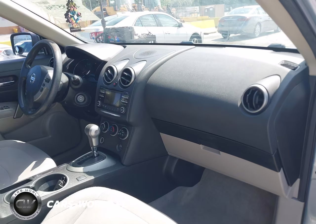 2014 Nissan Rogue Select S VIN:JN8AS5MT4EW104192 - 5