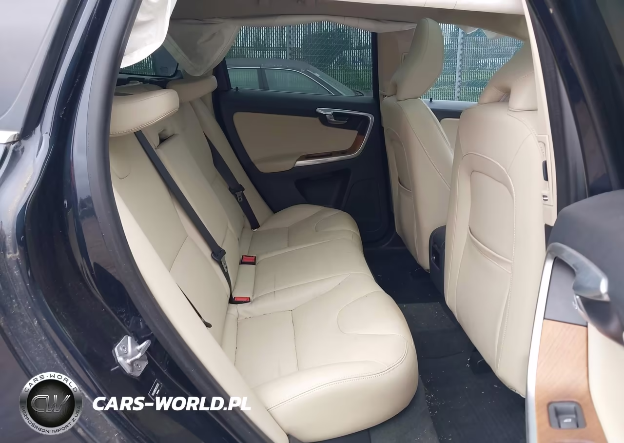 2017 Volvo Xc60 T6 Inscription VIN:YV449MRU1H2137515 - 8