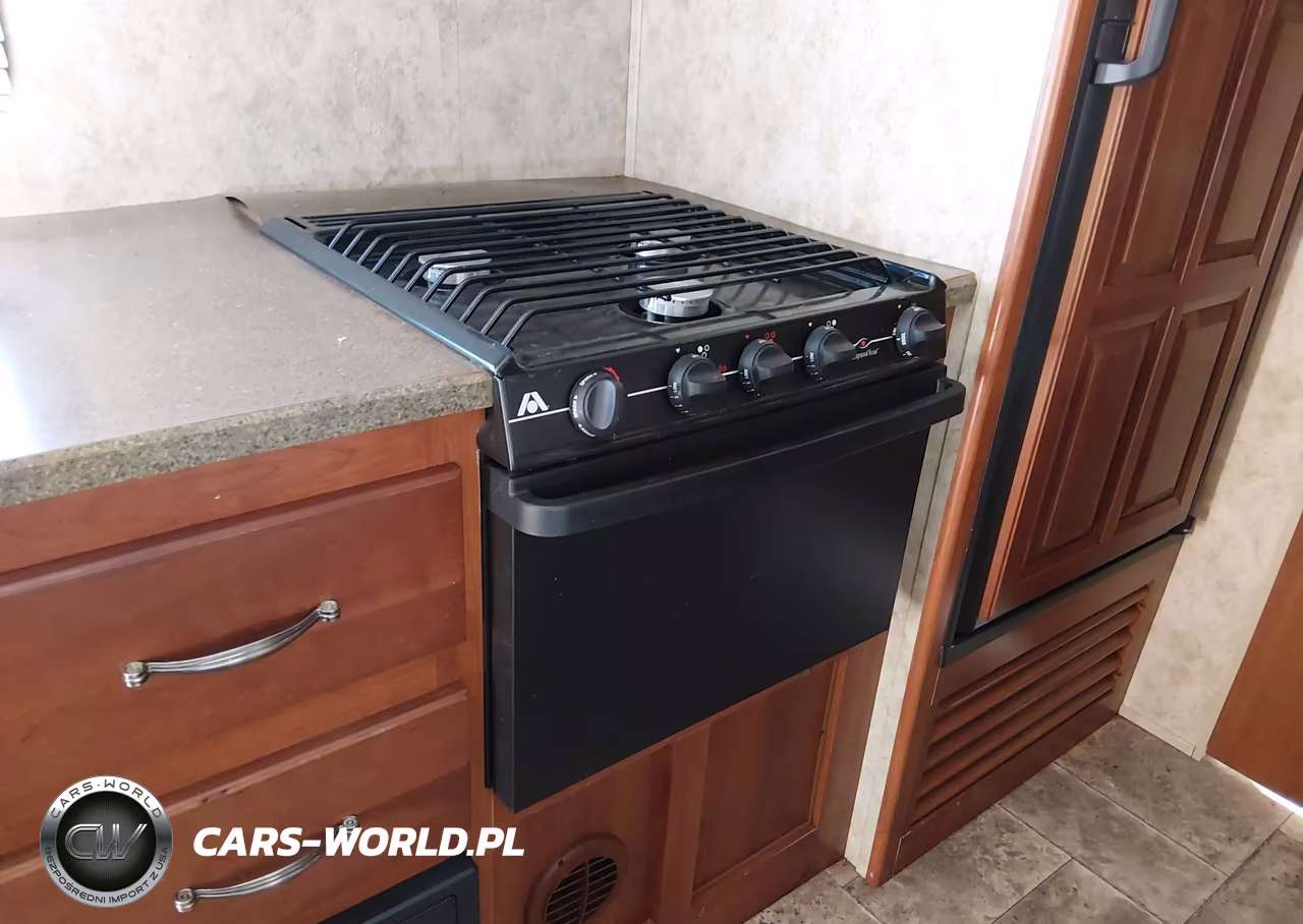 2012 Keystone Cougar X-Lite Series VIN:4YDT26B27CV501979 - 13