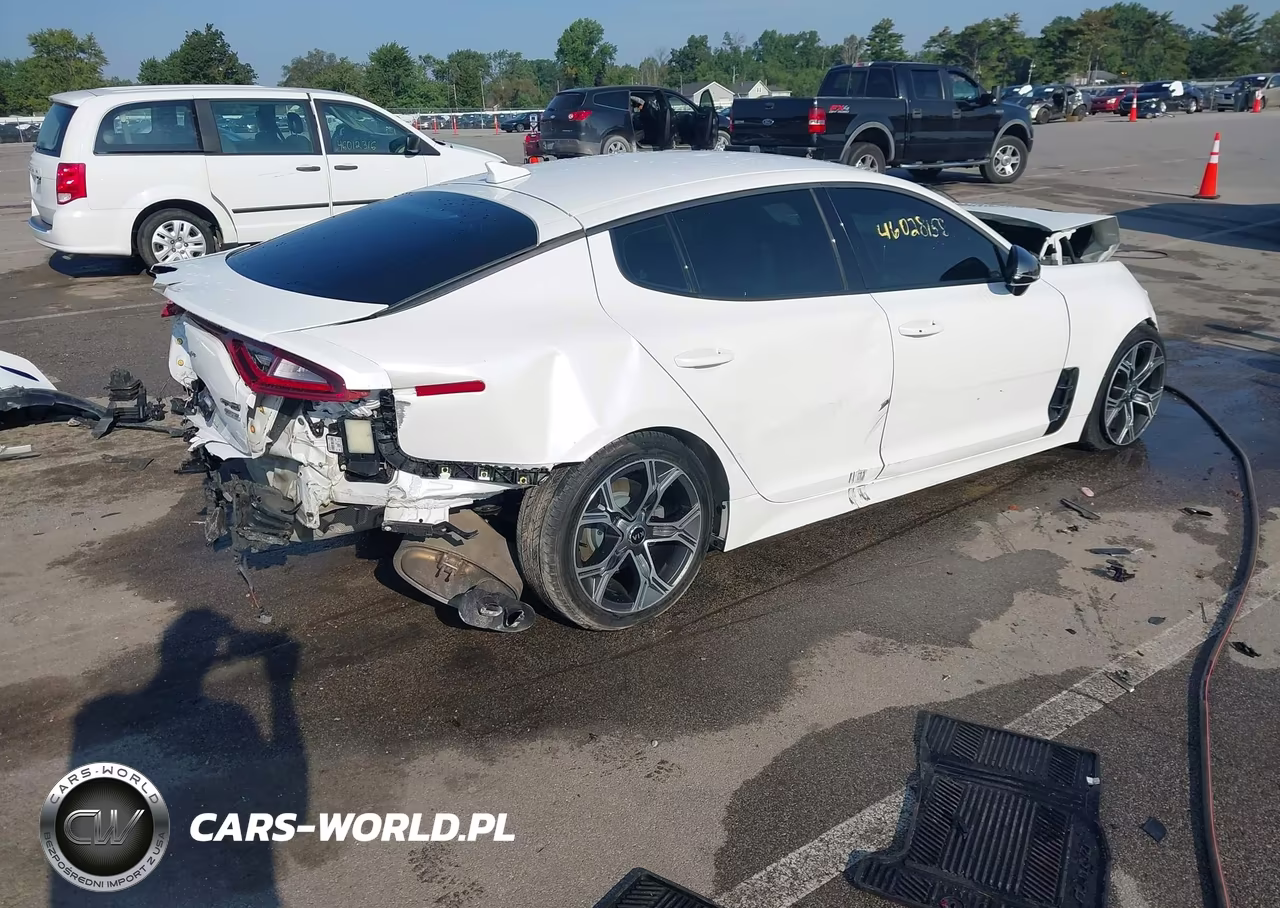 2021 Kia Stinger Gt-Line VIN:KNAE15LA6M6092171 - 4