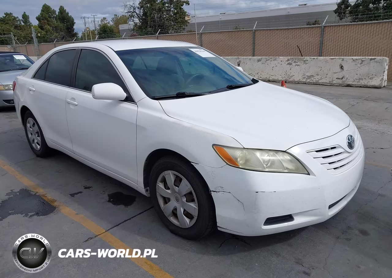 2008 Toyota Camry Le – zdjęcie 1 z 11