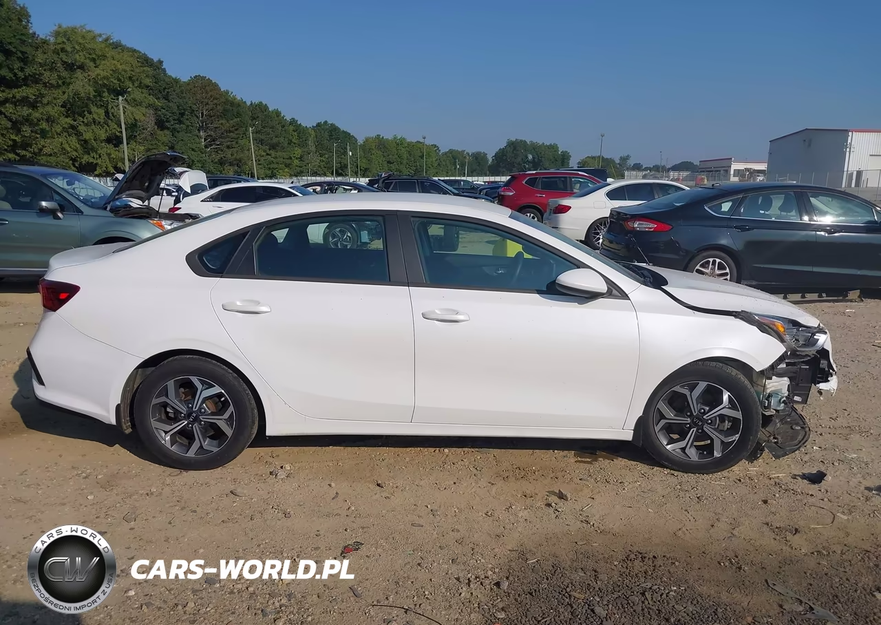2021 Kia Forte Lxs VIN:3KPF24AD9ME401671 - 14