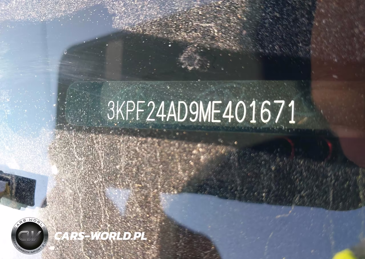 2021 Kia Forte Lxs VIN:3KPF24AD9ME401671 - 18