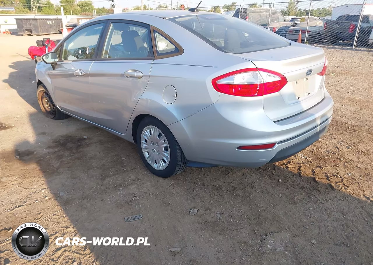 2014 Ford Fiesta S VIN:3FADP4AJ5EM244569 - 3
