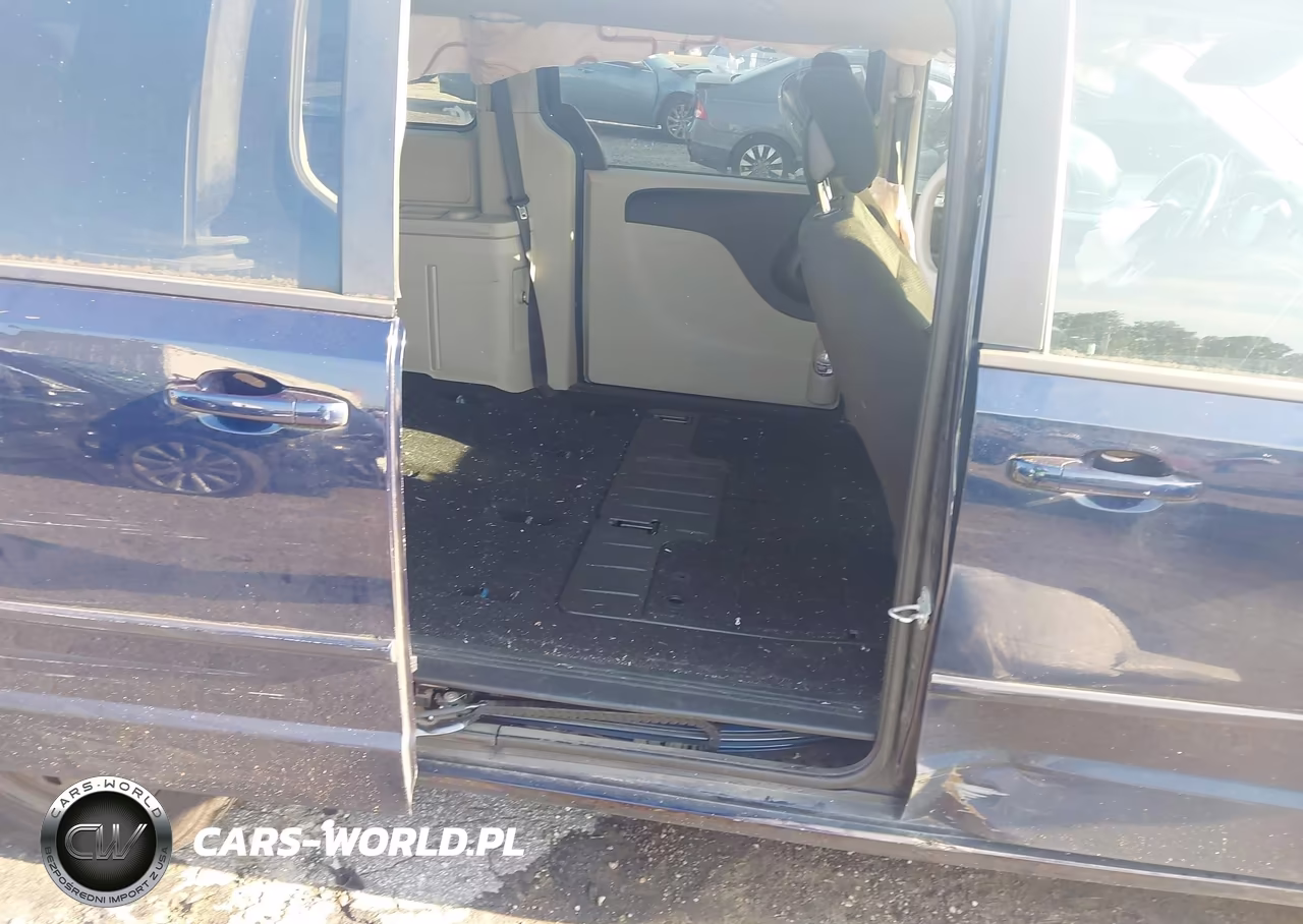 2017 Dodge Grand Caravan Se VIN:2C4RDGBG1HR595750 - 8