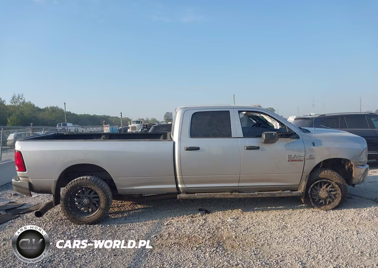 2016 Ram 2500 Tradesman VIN:3C6UR5HLXGG224103 - 14