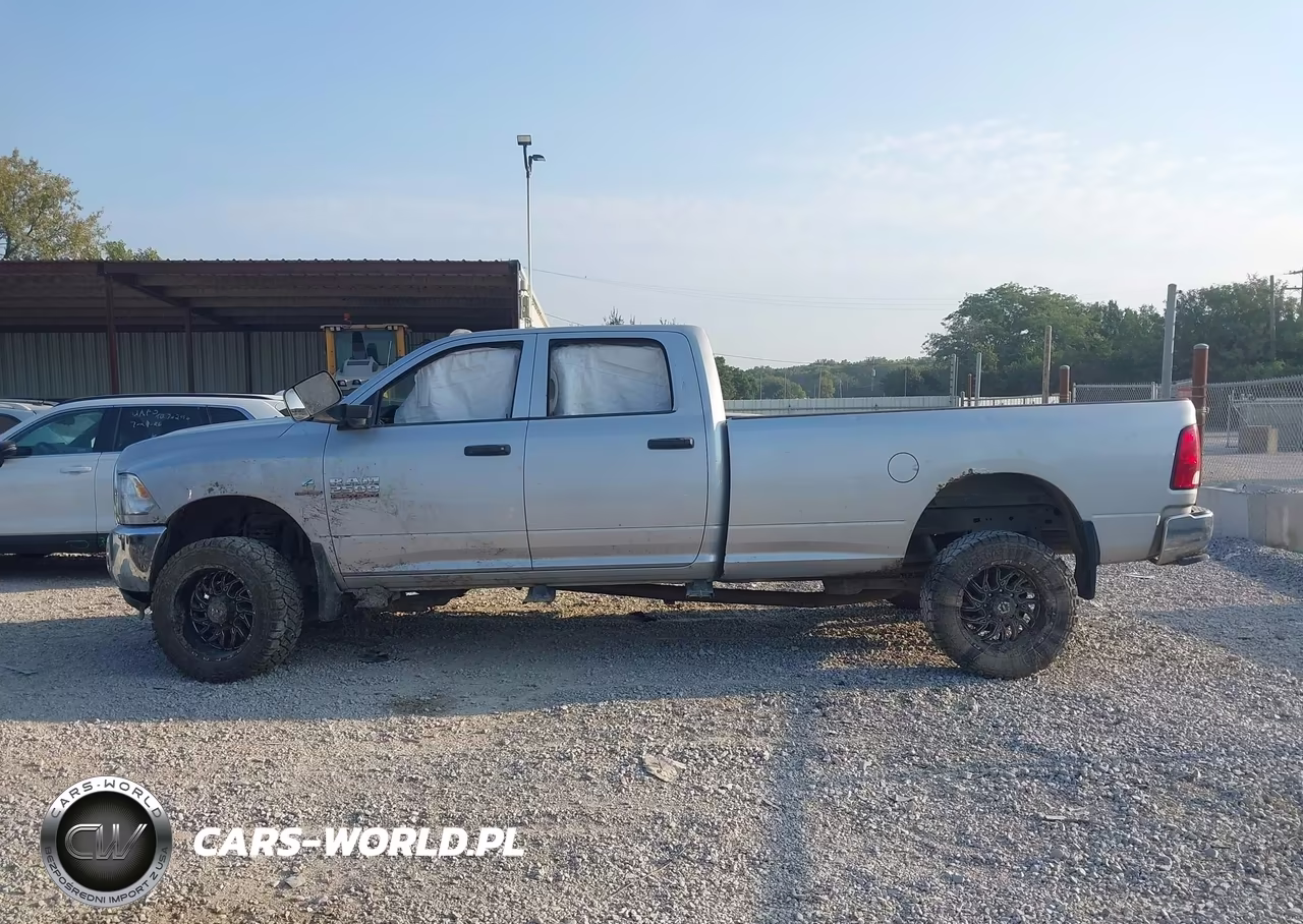 2016 Ram 2500 Tradesman VIN:3C6UR5HLXGG224103 - 15