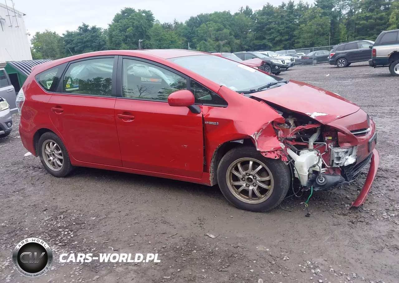 2014 Toyota Prius V Two VIN:JTDZN3EU0EJ013175 - 1