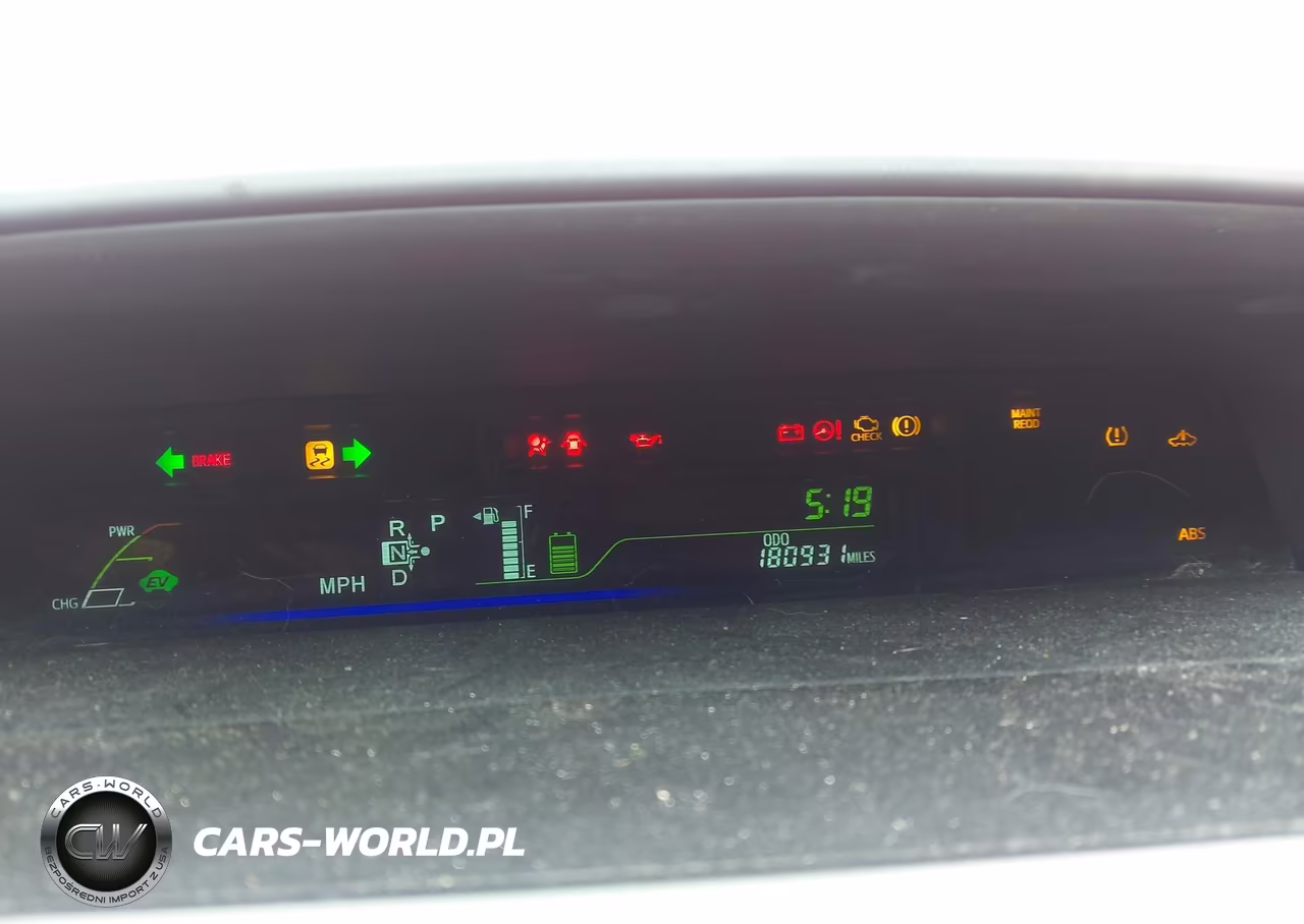 2014 Toyota Prius V Two VIN:JTDZN3EU0EJ013175 - 7