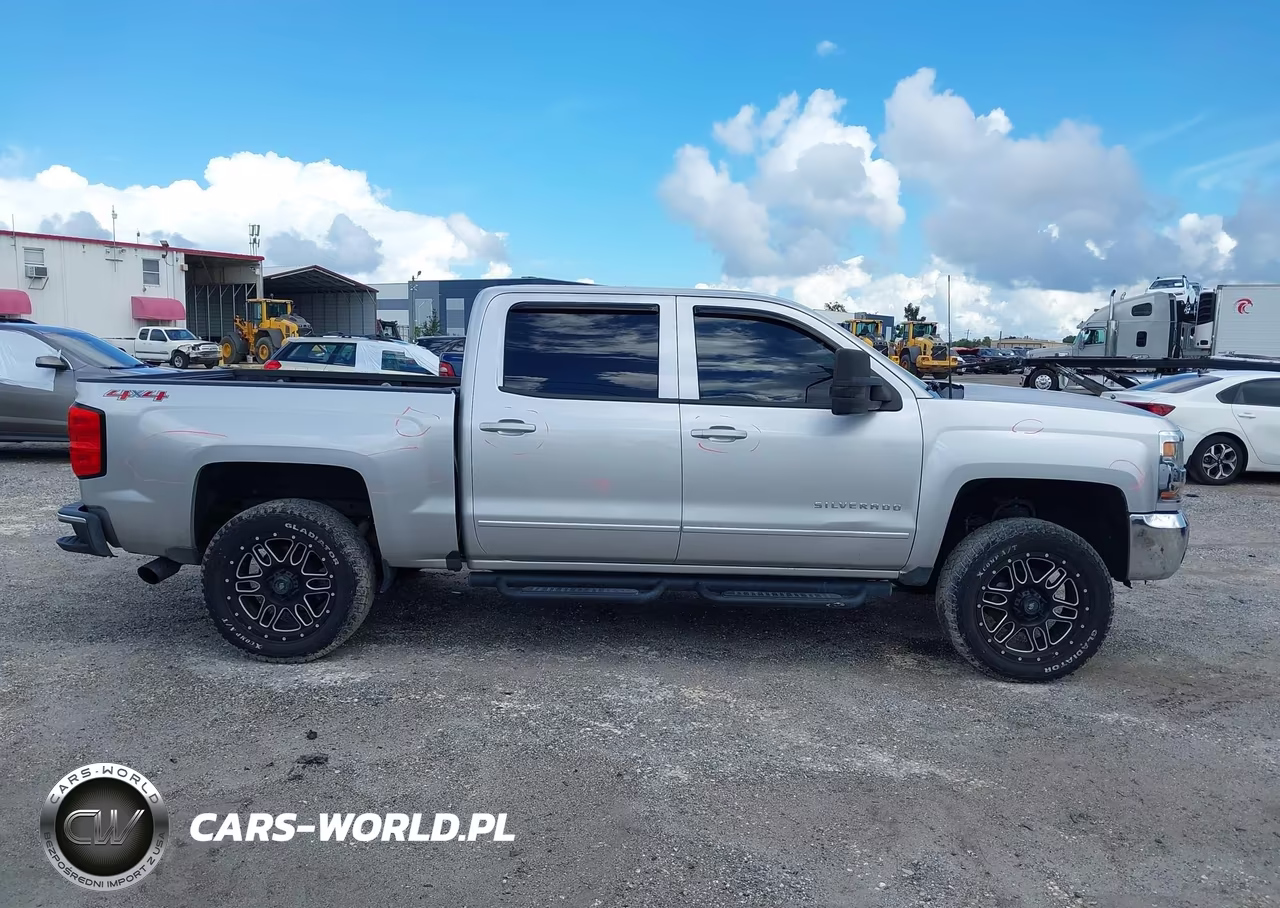 2017 Chevrolet Silverado 1500 Lt VIN:3GCUKREC4HG455685 - 13