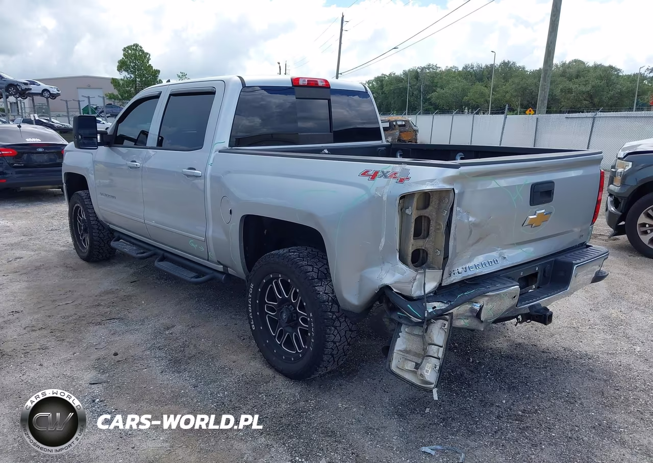2017 Chevrolet Silverado 1500 Lt VIN:3GCUKREC4HG455685 - 3