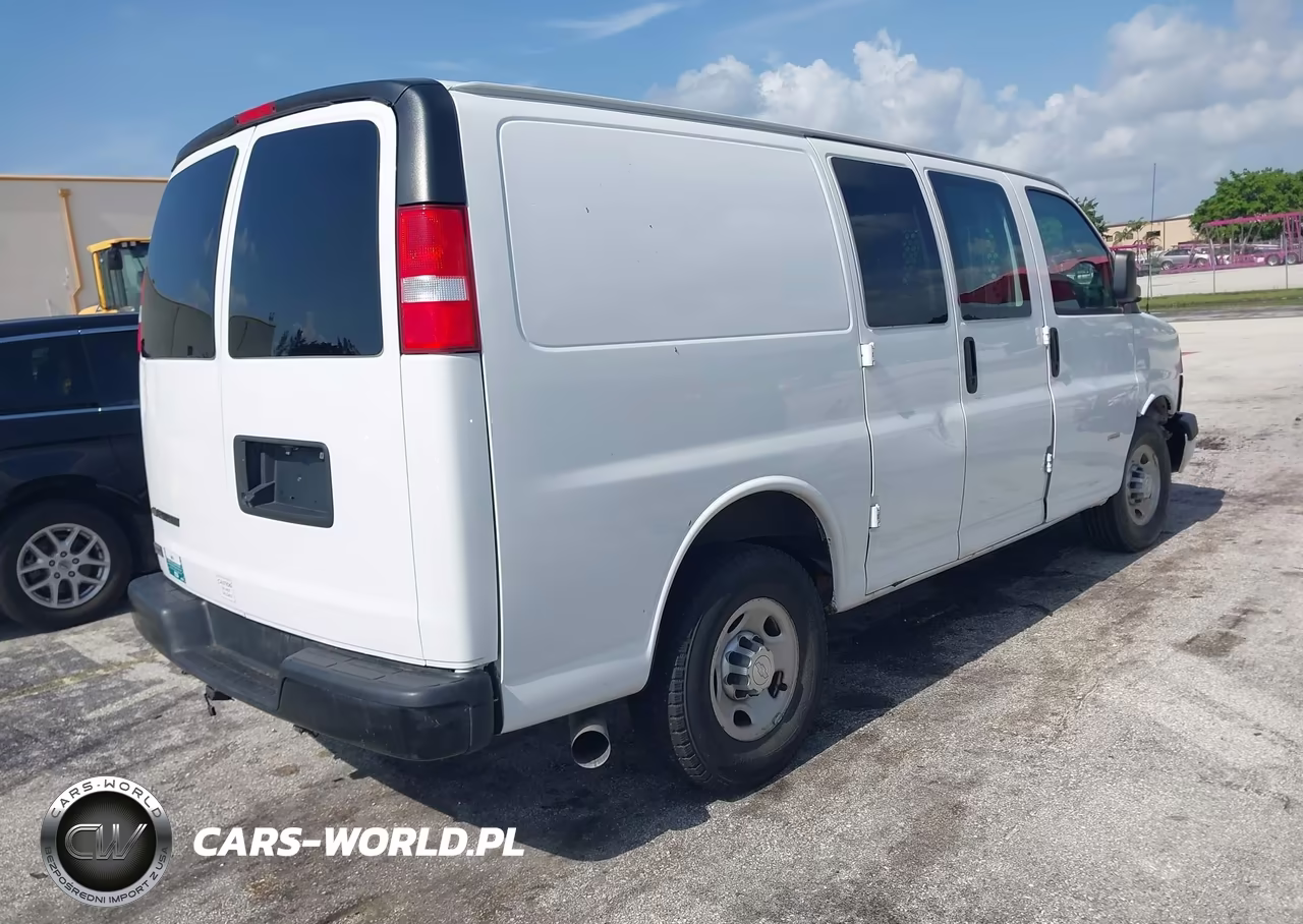 2021 Chevrolet Express G2500 VIN:1GCWGAF14M1312141 - 4