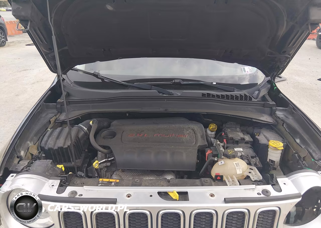 2015 Jeep Renegade Limited VIN:ZACCJBDT5FPC01910 - 10