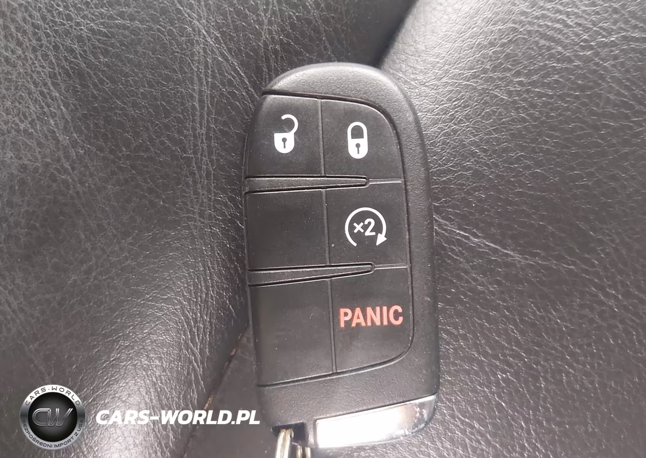 2015 Jeep Renegade Limited VIN:ZACCJBDT5FPC01910 - 11