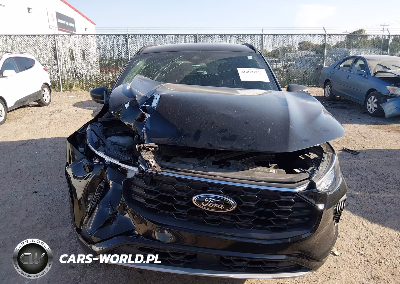 2023 Ford Escape St-Line VIN:1FMCU9MNXPUB39062 - 12