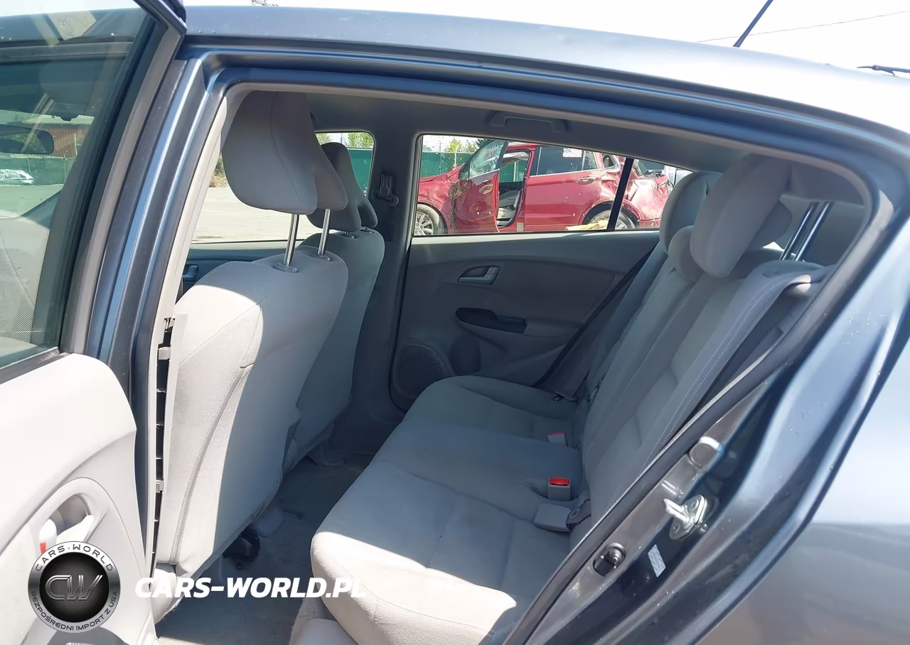 2013 Honda Insight Lx VIN:JHMZE2H52DS006427 - 8