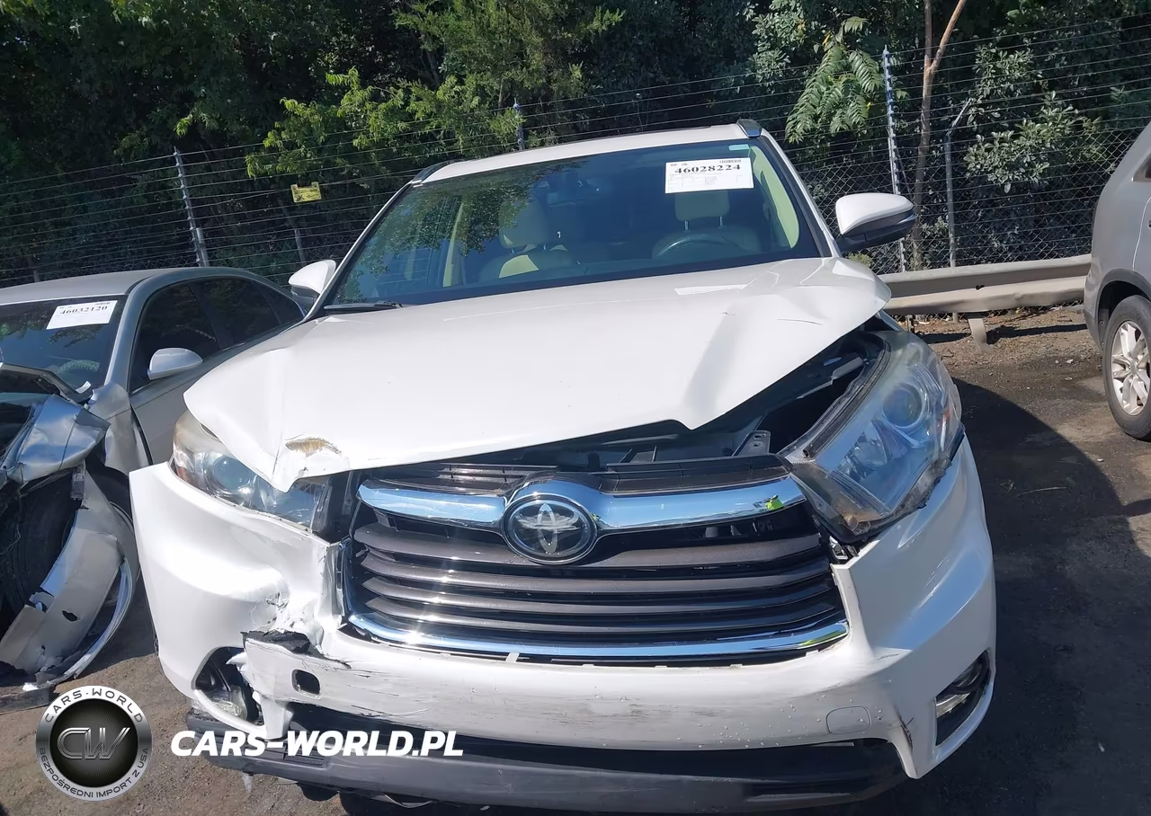 2015 Toyota Highlander Limited Platinum V6 VIN:5TDYKRFH2FS110150 - 12