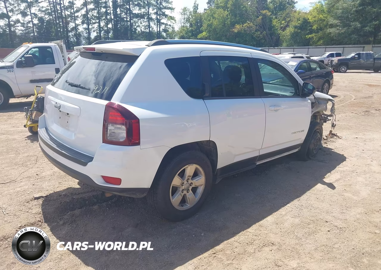 2014 Jeep Compass Sport VIN:1C4NJCBA1ED539091 - 4