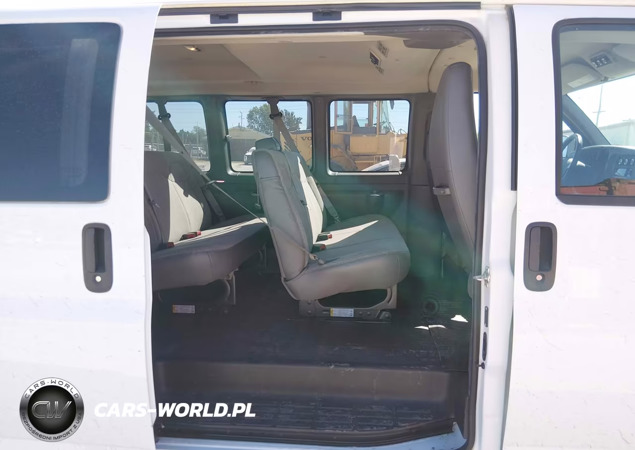 2015 Chevrolet Express 2500 Ls VIN:1GNWGPFG8F1270641 - 8