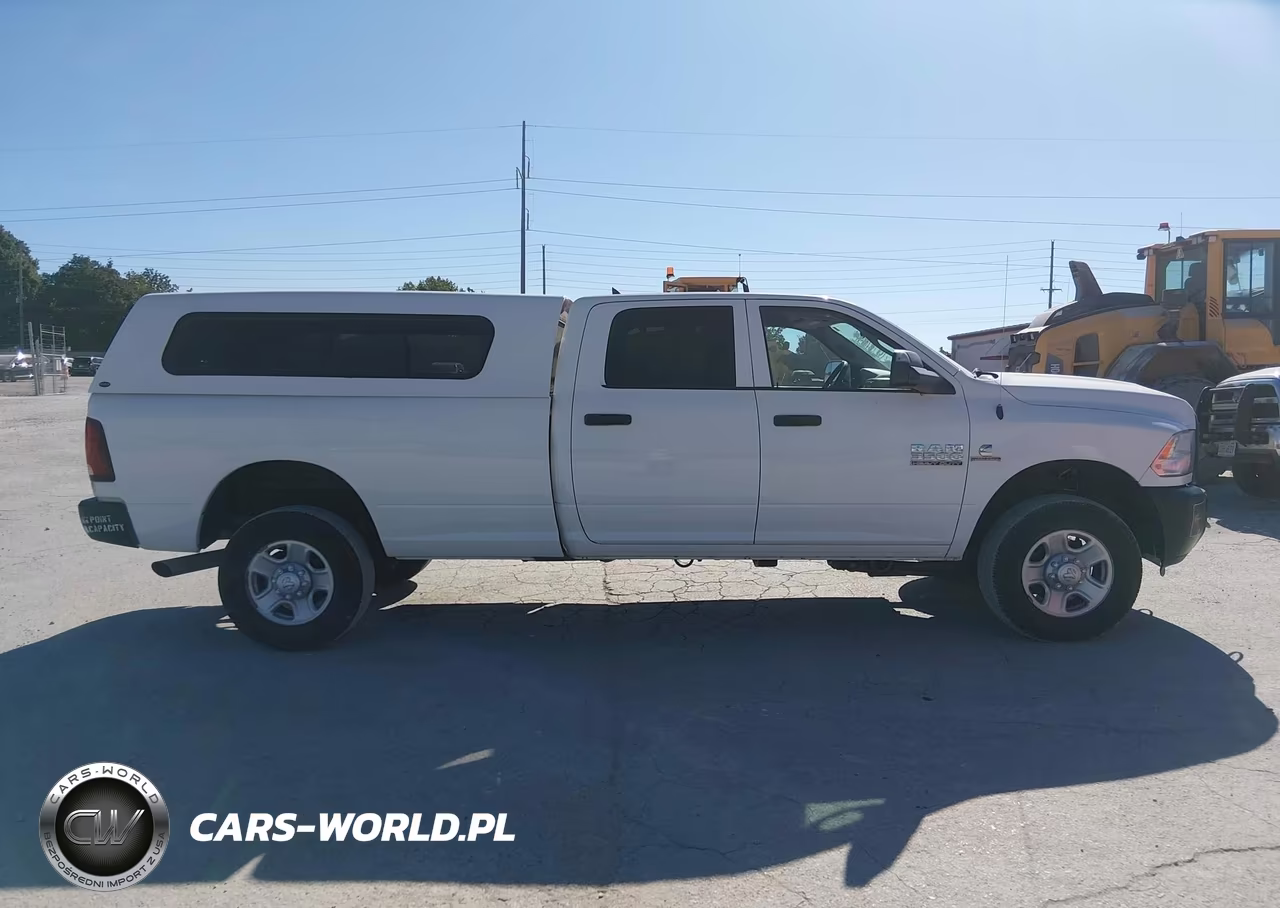 2017 Ram 3500 Tradesman 4X4 8' Box VIN:3C63R3GL2HG712769 - 13