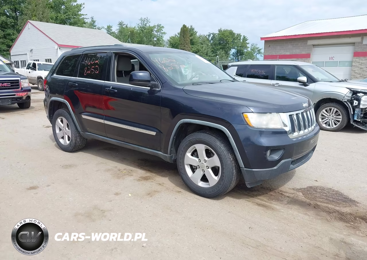 2011 Jeep Grand Cherokee Laredo – zdjęcie 1 z 15