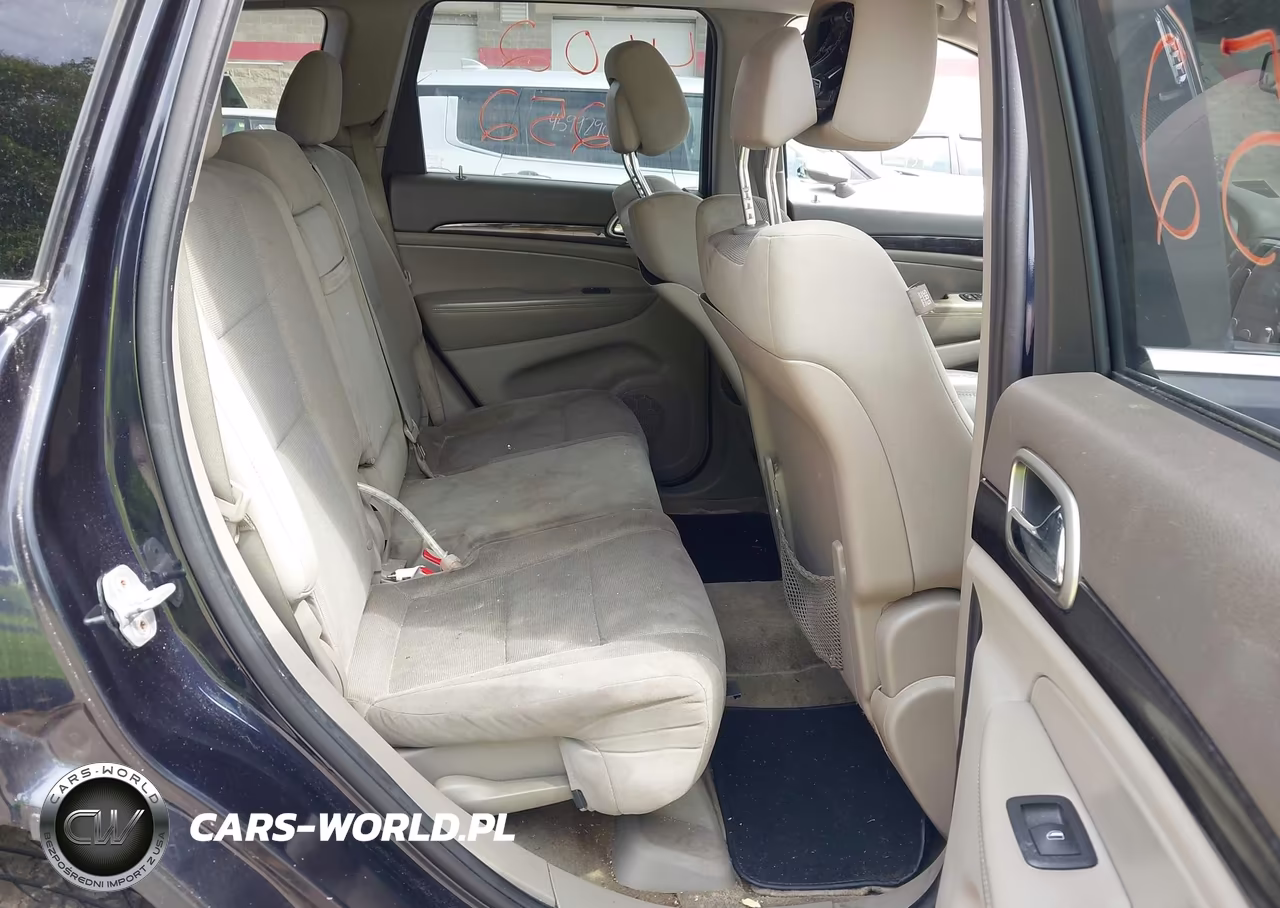 2011 Jeep Grand Cherokee Laredo VIN:1J4RR4GG3BC540512 - 8