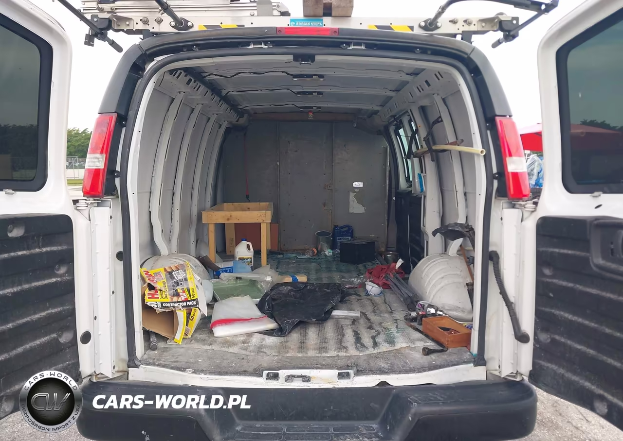 2019 Chevrolet Express 2500 Work Van VIN:1GCWGAFG3K1372834 - 8