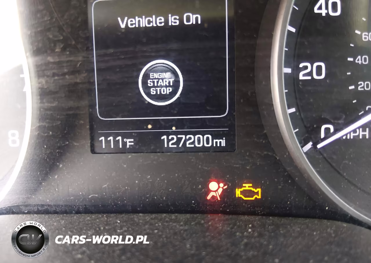2018 Hyundai Elantra Value Edition VIN:5NPD84LF1JH237280 - 16