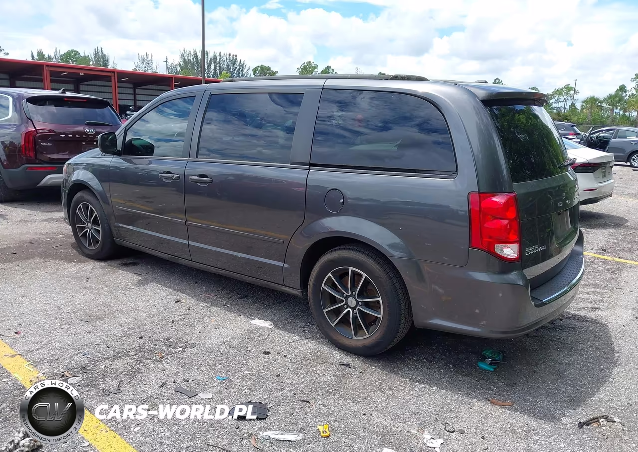 2017 Dodge Grand Caravan Gt VIN:2C4RDGEG2HR711162 - 3