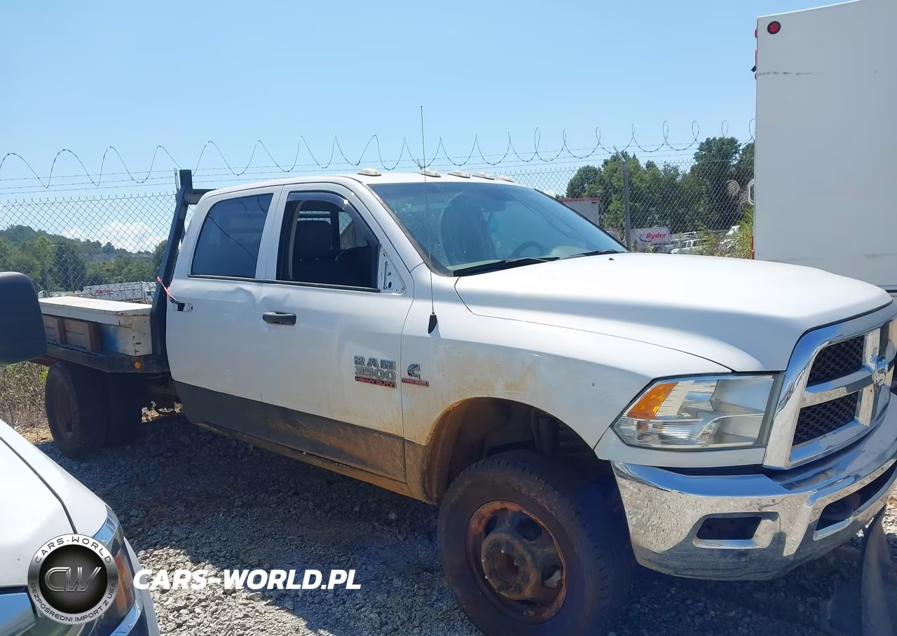 2018 Ram 3500 Chassis Tradesman-Slt-Laramie VIN:3C7WRTCL3JG312787 - 13