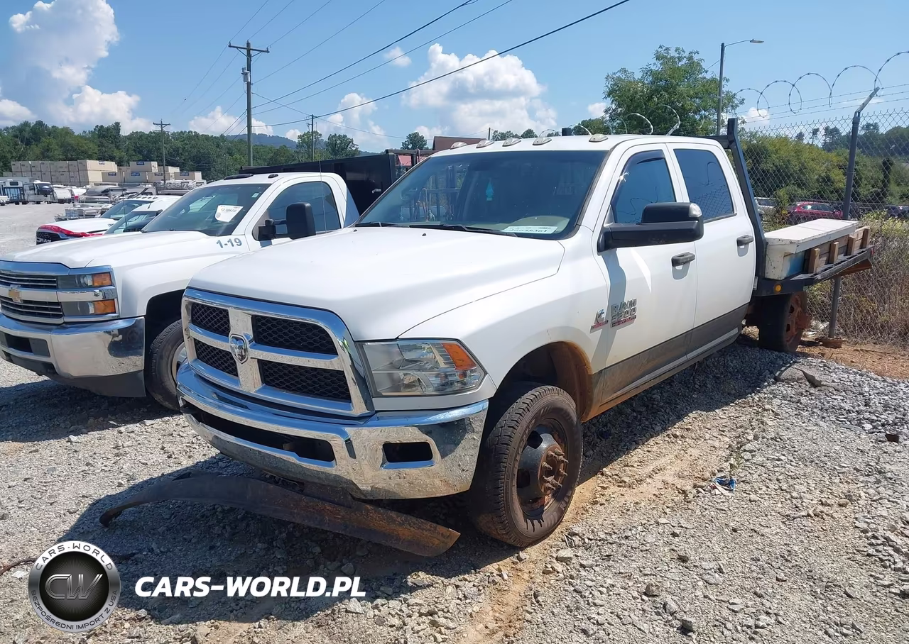 2018 Ram 3500 Chassis Tradesman-Slt-Laramie VIN:3C7WRTCL3JG312787 - 2