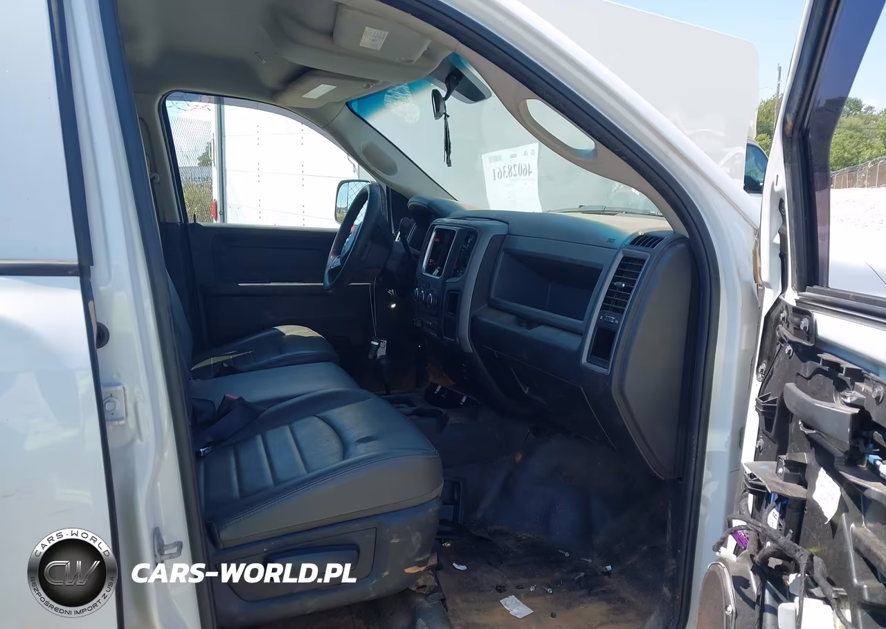 2018 Ram 3500 Chassis Tradesman-Slt-Laramie VIN:3C7WRTCL3JG312787 - 5