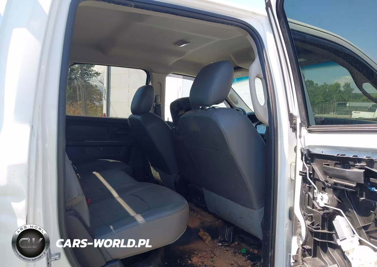 2018 Ram 3500 Chassis Tradesman-Slt-Laramie VIN:3C7WRTCL3JG312787 - 8