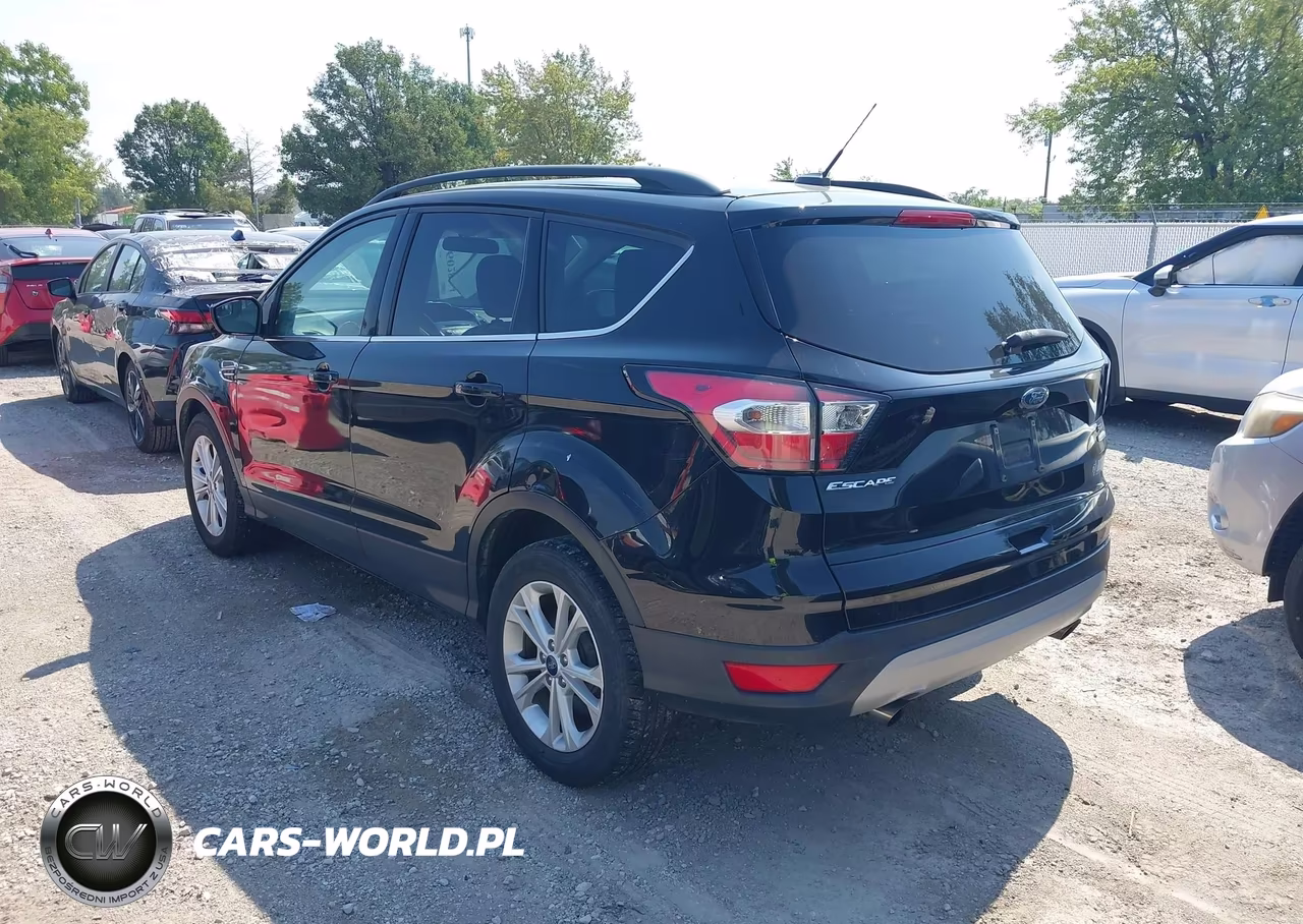 2018 Ford Escape Se VIN:1FMCU0GD4JUD34824 - 3