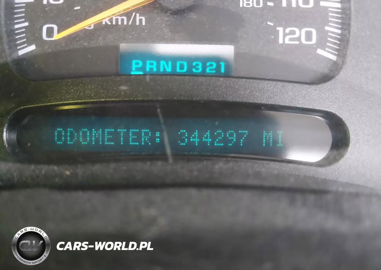 2003 Chevrolet Silverado 2500 Work Truck VIN:1GCGC24U73Z215468 - 7