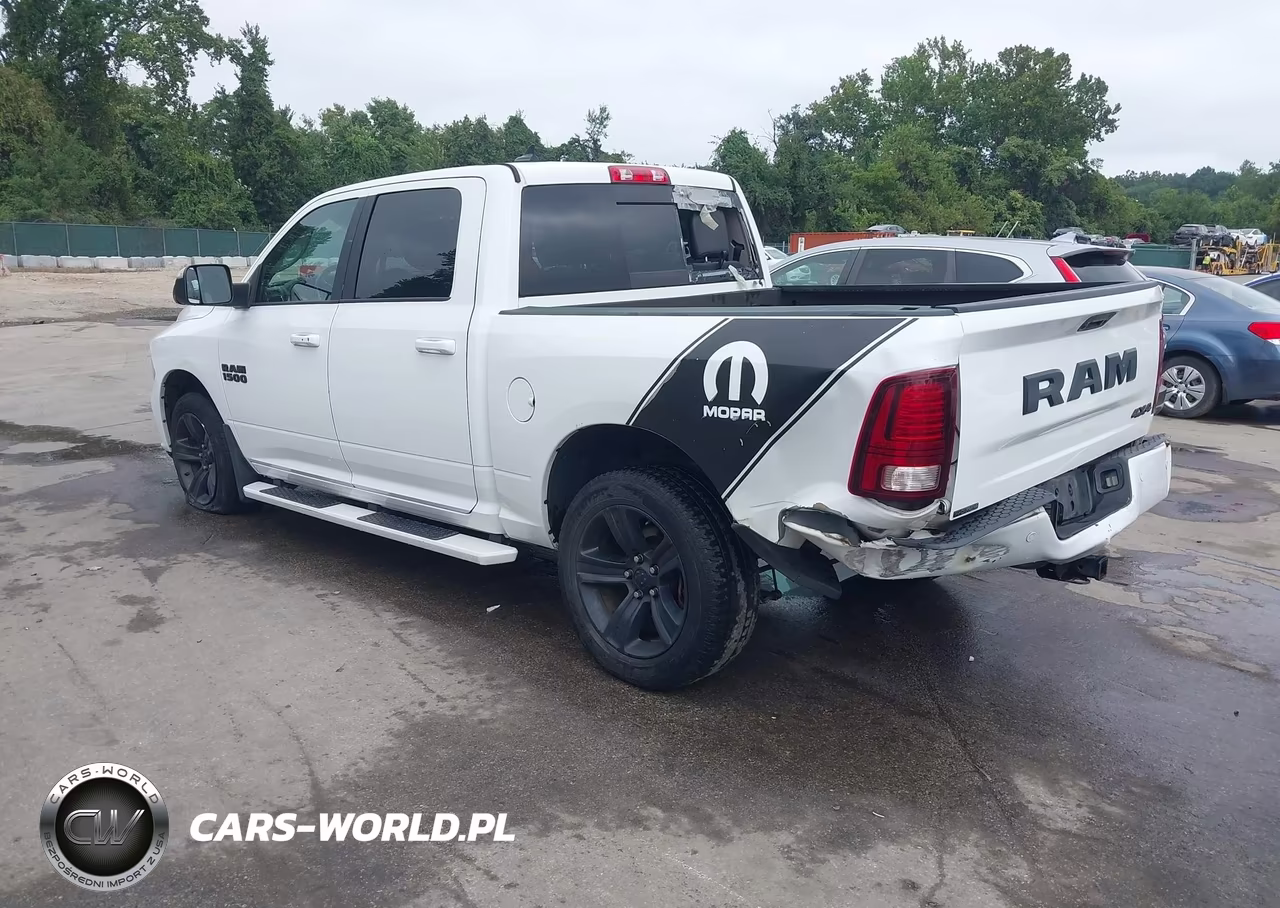 2017 Ram 1500 Night 4X4 5'7 Box VIN:1C6RR7MG6HS811497 - 3
