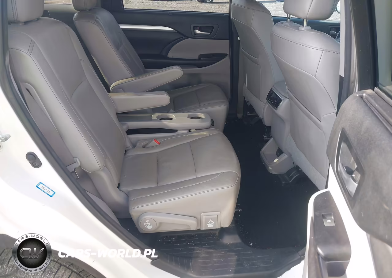 2017 Toyota Highlander Xle VIN:5TDJZRFH3HS437091 - 8