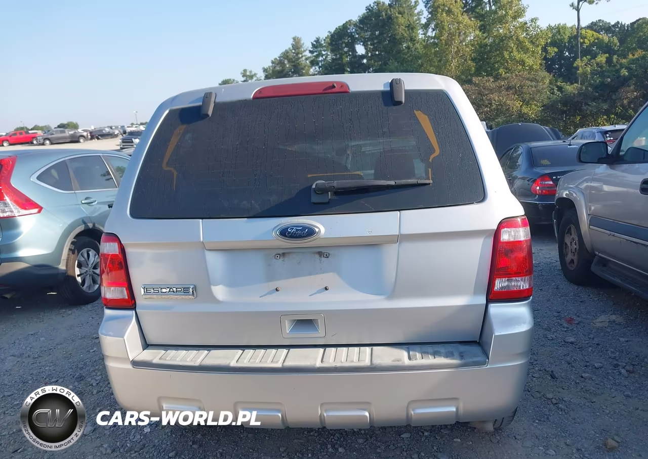 2010 Ford Escape Xls VIN:1FMCU0C74AKC06210 - 16