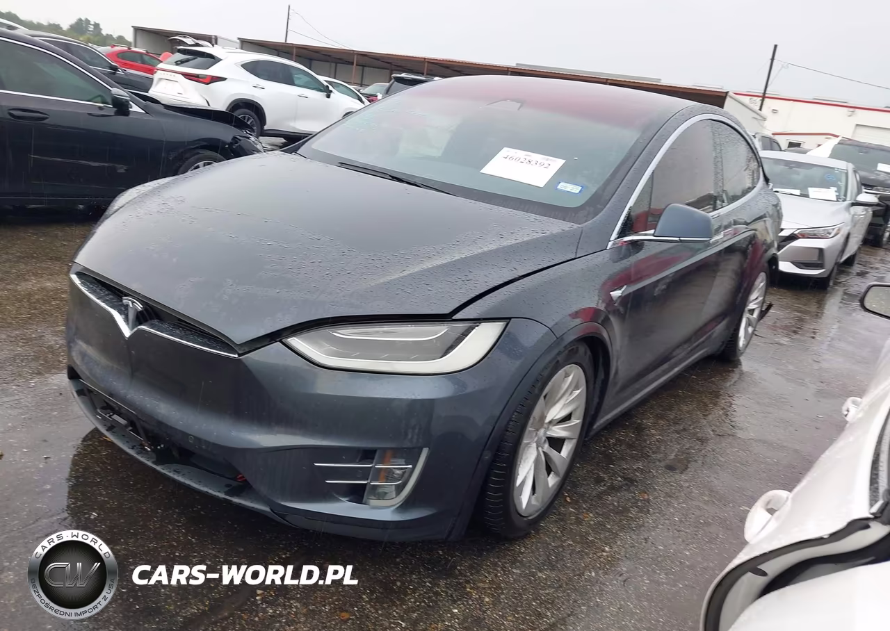 2018 Tesla Model X 100D-75D-P100D VIN:5YJXCBE22JF103905 - 2