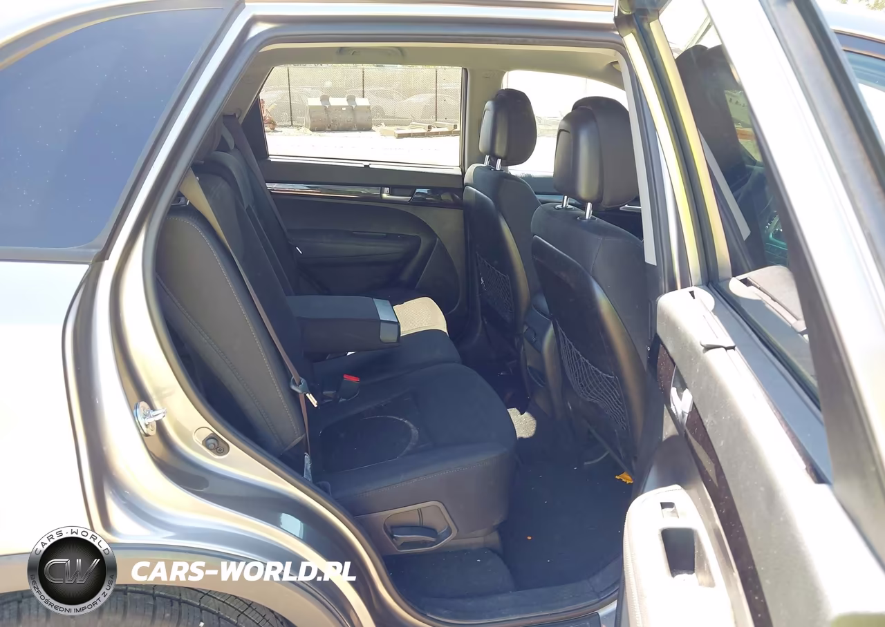 2014 Kia Sorento Lx VIN:5XYKTDA6XEG521335 - 8