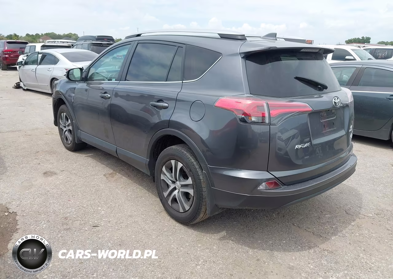 2017 Toyota Rav4 Le VIN:2T3BFREV1HW551433 - 3
