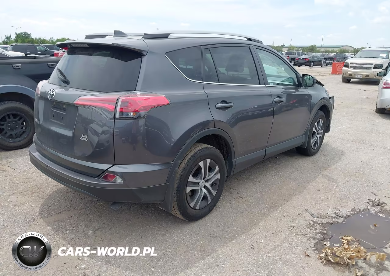 2017 Toyota Rav4 Le VIN:2T3BFREV1HW551433 - 4