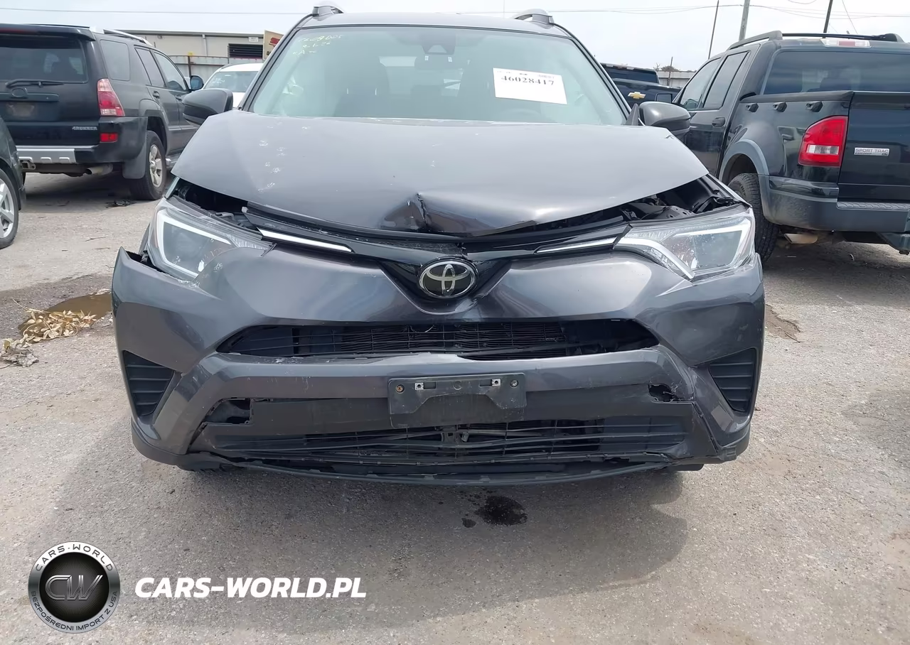 2017 Toyota Rav4 Le VIN:2T3BFREV1HW551433 - 6