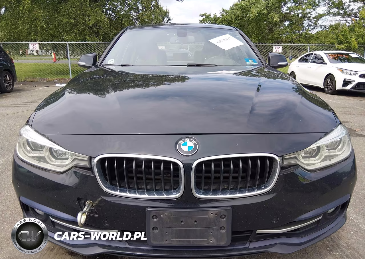2018 BMW 330I xDrive VIN:WBA8D9C58JEM33490 - 12