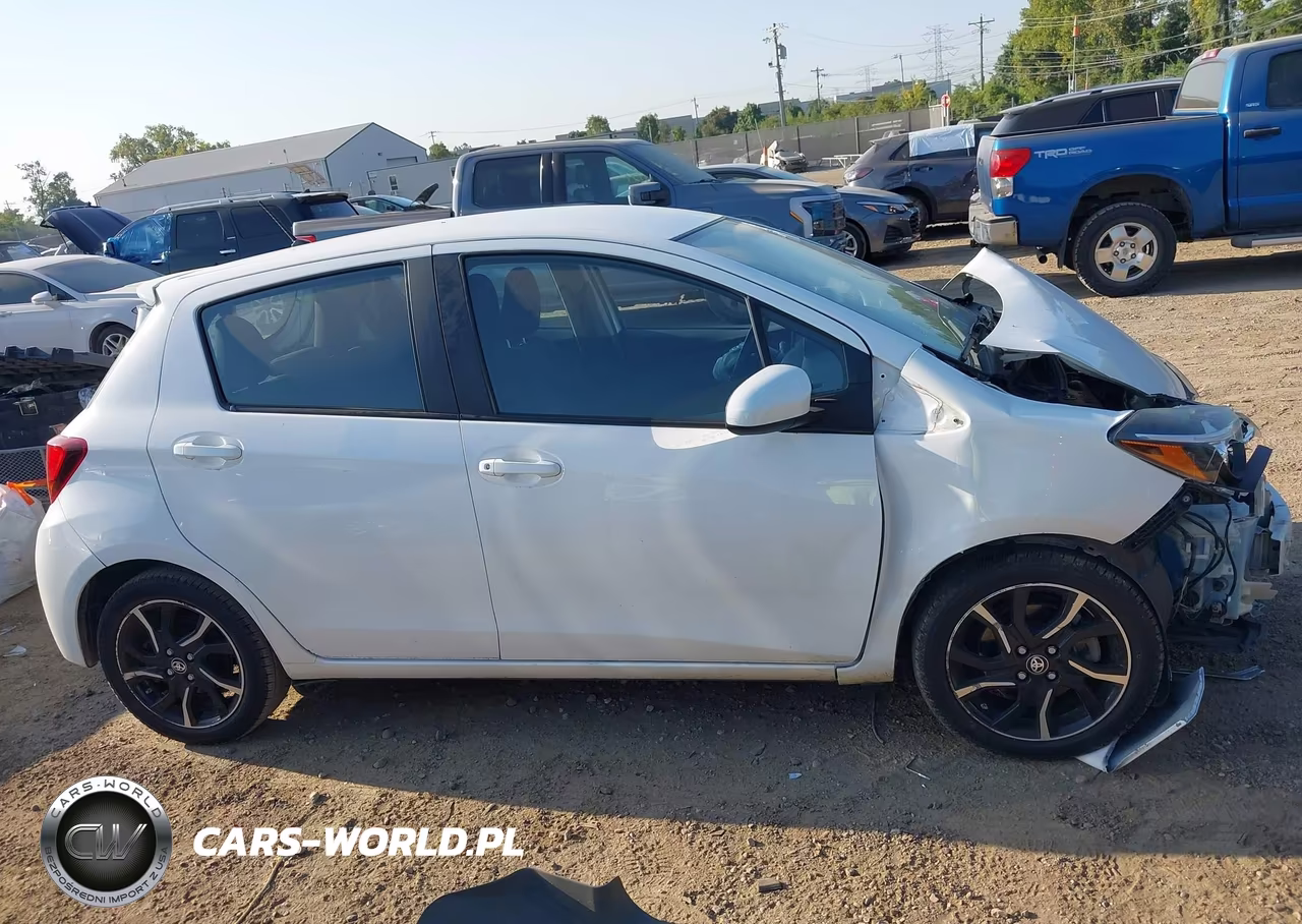 2015 Toyota Yaris Se VIN:VNKKTUD38FA055320 - 14