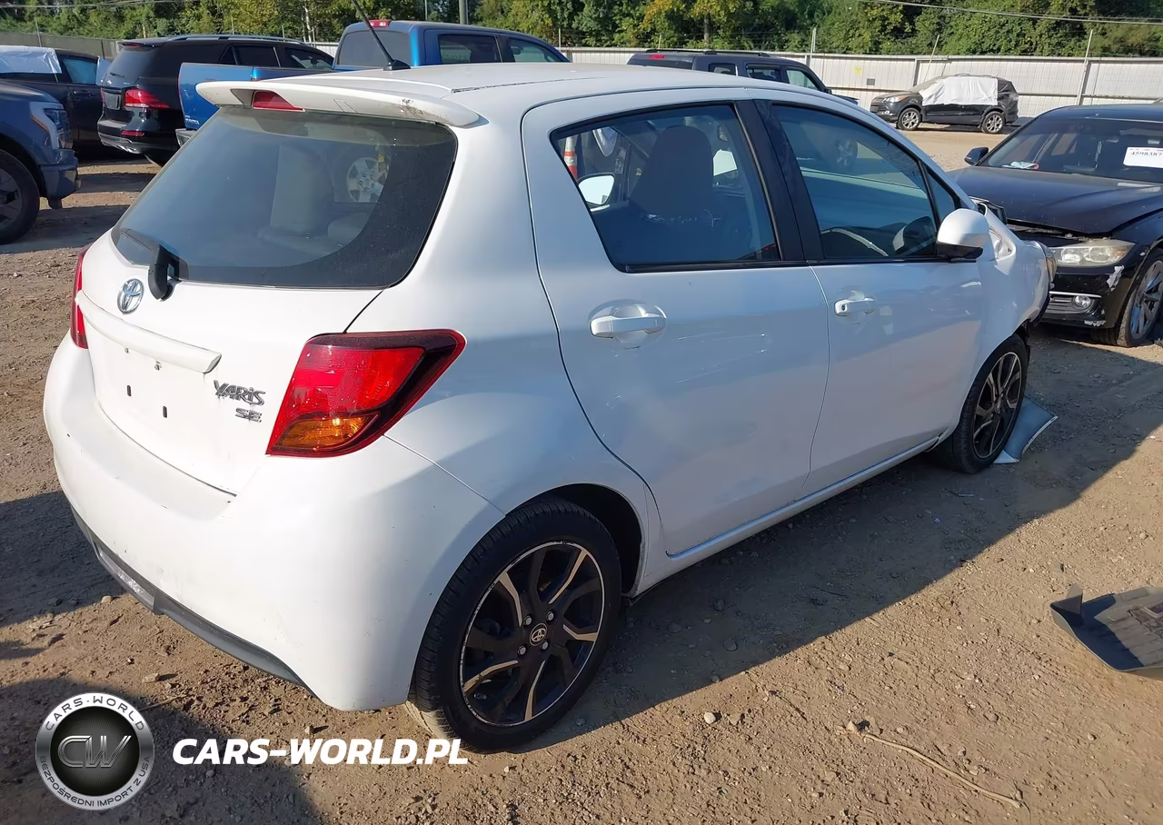 2015 Toyota Yaris Se VIN:VNKKTUD38FA055320 - 4